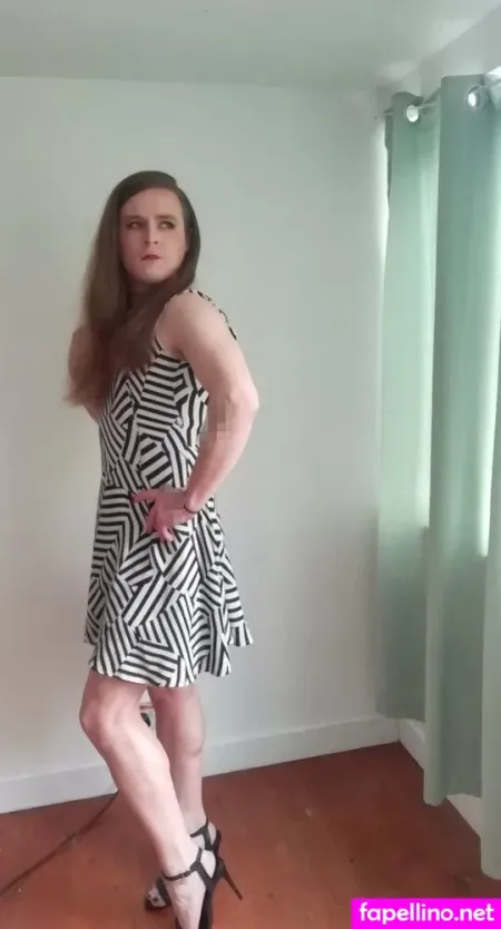 Crossdressingsub OnlyFans Thumbnail #juYpVZ32lJ