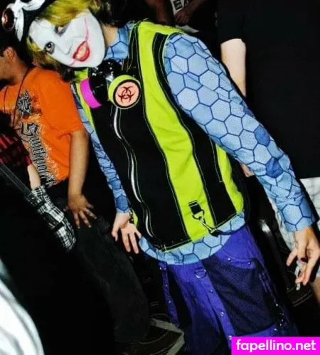 Crowzombie OnlyFans Thumbnail #CkKc4fcAZU