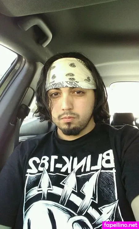 Crowzombie OnlyFans Thumbnail #JkMwXWHHPN