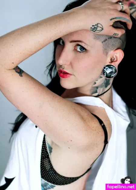 Cruella OnlyFans Thumbnail #YCmDcWNWI0