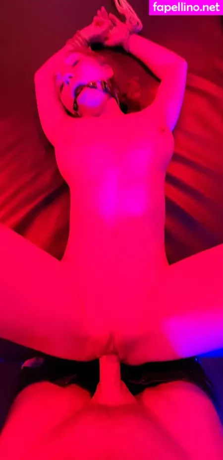 Crushedvelvetx OnlyFans Thumbnail #7OG19xyR0V