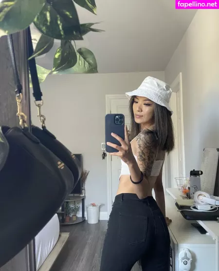 Crybabyiris OnlyFans Thumbnail #BeudCdmRbT