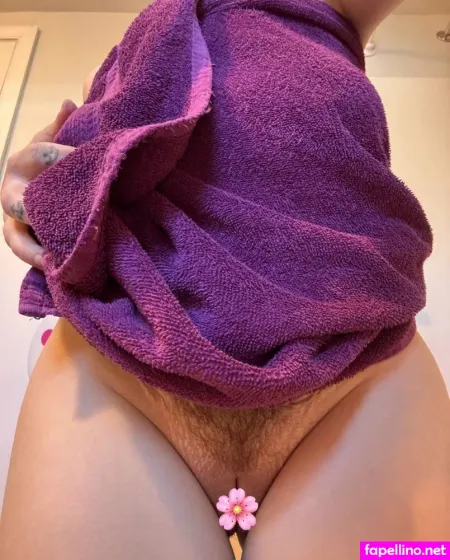 Crybabymochi OnlyFans Thumbnail #LKG8cWUt2y