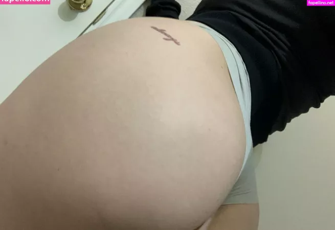 Crybabyxnina OnlyFans Thumbnail #iJ8HyVNX2x