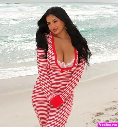 Crystal Lucero Rios OnlyFans Thumbnail #h9eLgMCLkV