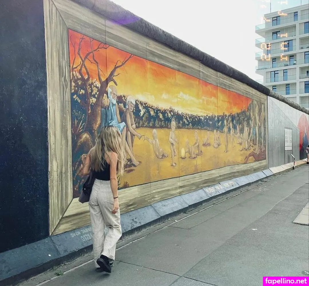 crystal.malkova, crystalmalkova Nude Leaked OnlyFans Photo #lPVXCLbI2S