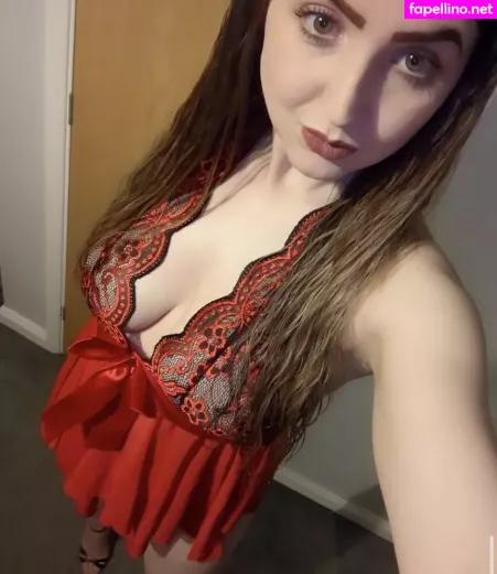 Crystal R1992 OnlyFans Thumbnail #CC7BzgxezT