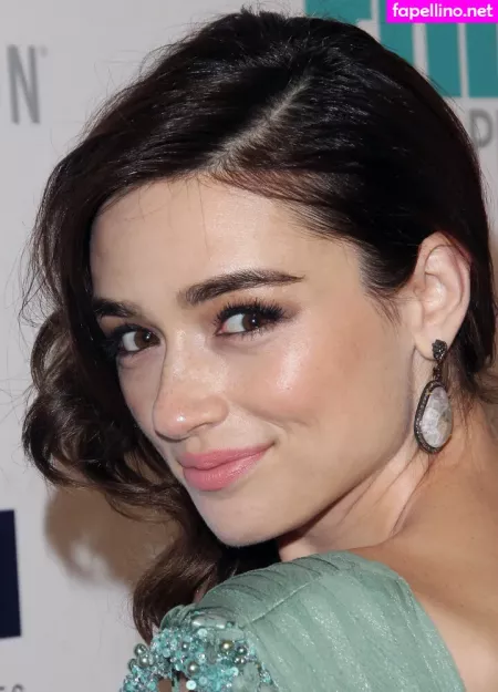 Crystal Reed OnlyFans Thumbnail #i4hYKRecBn