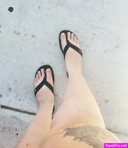 Crystalbluexxx OnlyFans Thumbnail #4KPUzd7sAu