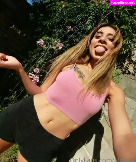 Crystaldi1 OnlyFans Thumbnail #YFL7jMXblG