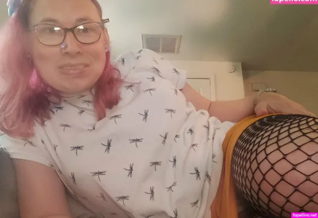 Crystalfairy43 OnlyFans Thumbnail #XqPC8AJ2gR