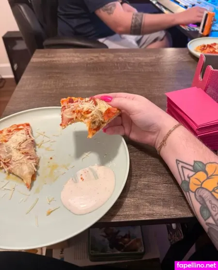 Crystalkitty13 1 OnlyFans Thumbnail #13Ra8A6YVV