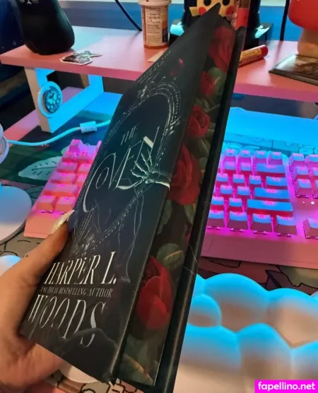 Crystalkitty13 1 OnlyFans Thumbnail #APeHCYUMpa