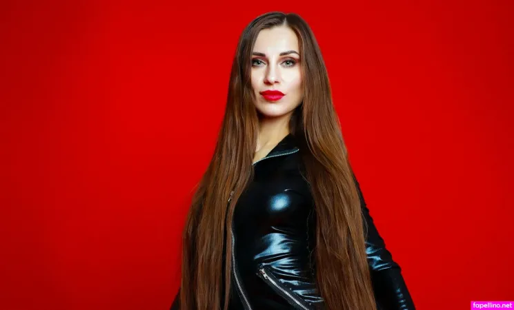 Crystallana OnlyFans Thumbnail #C3HrNLJr0B