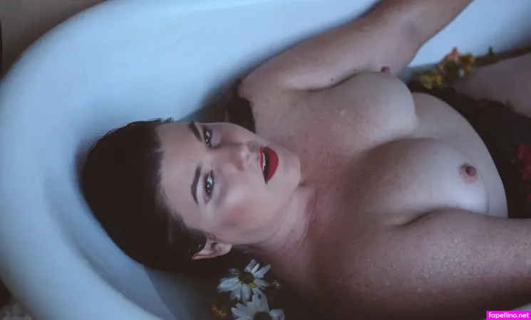 Crystalmcbootay OnlyFans Thumbnail #RLvv9ImKDe