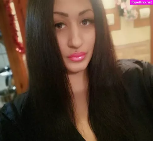 Csimbora Barbara OnlyFans Thumbnail #G9TlrtKHzf