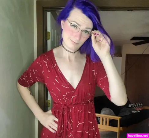 Cuddlebug OnlyFans Thumbnail #B9TFCAcYKU