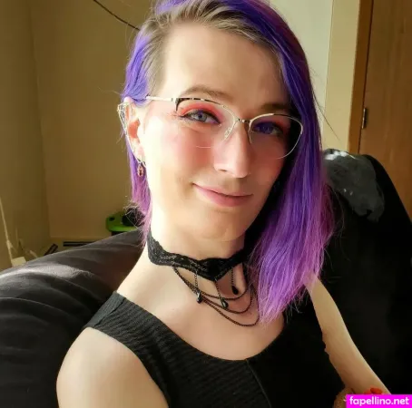 Cuddlebug OnlyFans Thumbnail #E4Hbk3UEWu