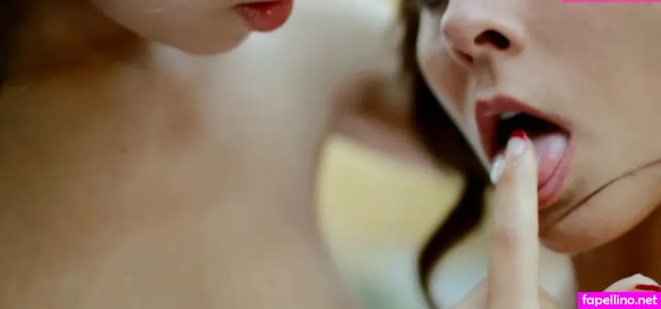 Cum Kiss OnlyFans Thumbnail #hzVytmRhuj