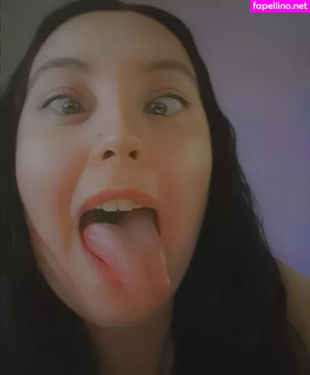 Cumslut Val OnlyFans Thumbnail #7yG0HsANrZ