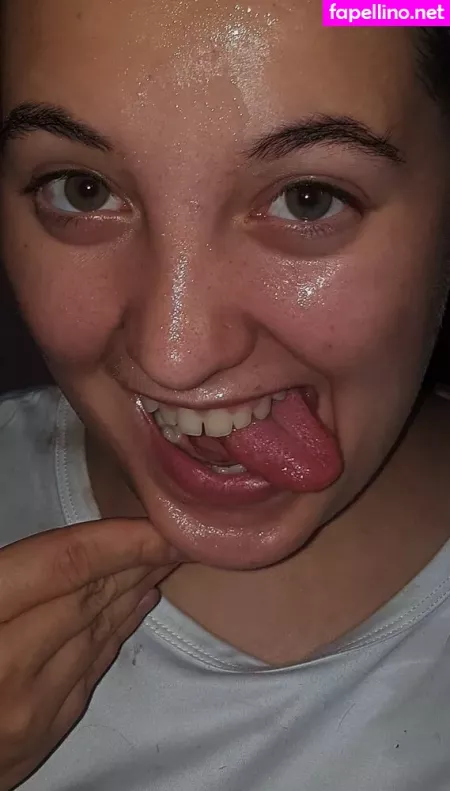 Cumslut Val OnlyFans Thumbnail #YXGsDyGb0r