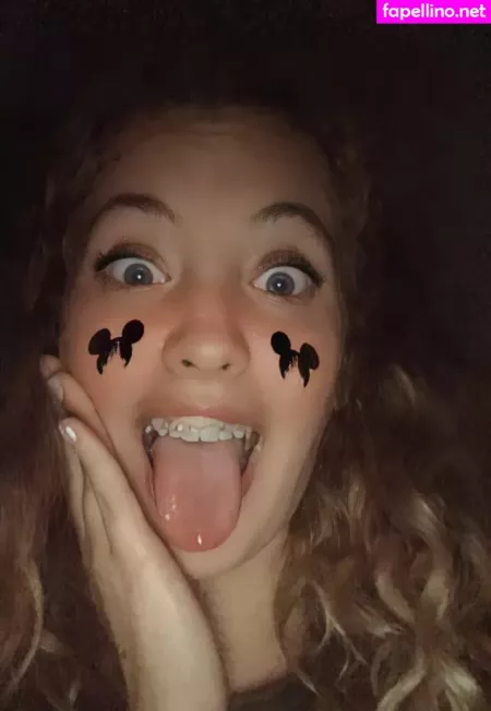 Cumslut Val OnlyFans Thumbnail #as9KGKbPAO