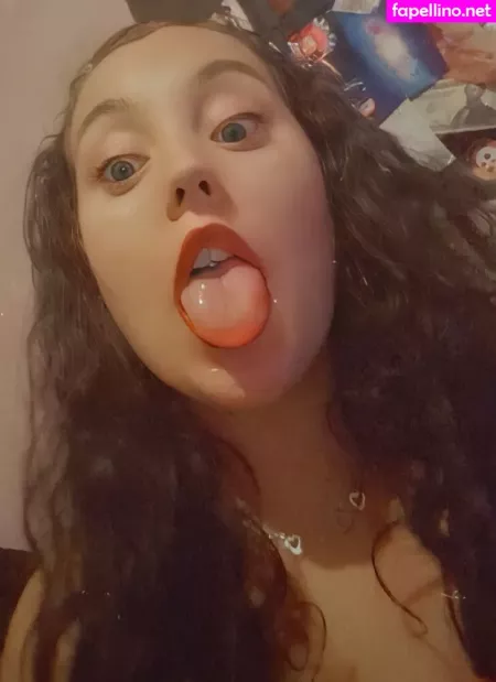 Cumslut Val OnlyFans Thumbnail #ikGGoW2Mgh