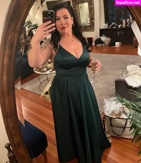 Cuntsuela OnlyFans Thumbnail #3NP5lRfX1T