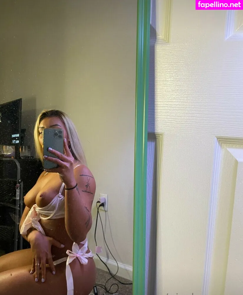 Nicoleystella, Thr0atzilla69, buttercupluuv Nude Leaked OnlyFans Photo #3ZC5UHy5FP