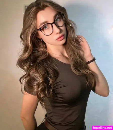 Curllysuee OnlyFans Thumbnail #st5cwyuMH0