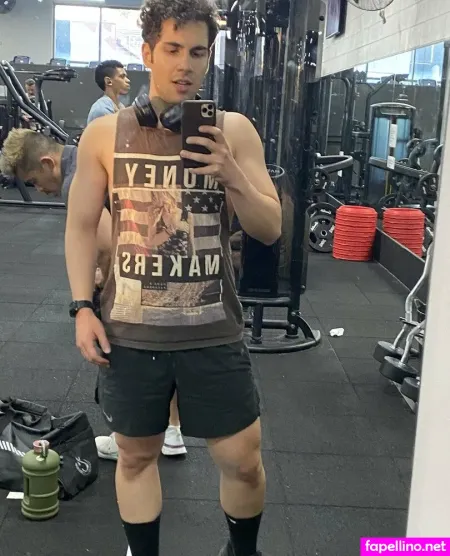 Curly Brown Hairdude OnlyFans Thumbnail #IOyAQa12Wi