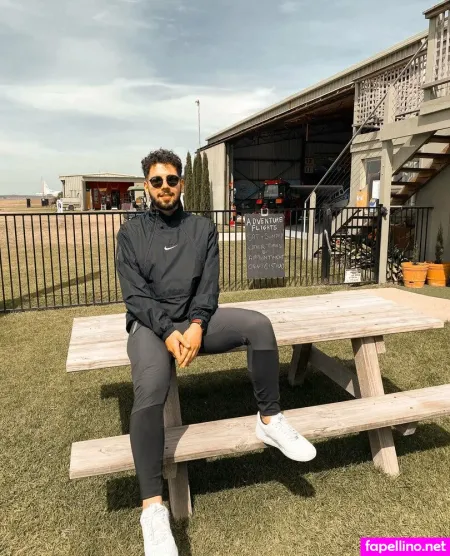 Curly Brown Hairdude OnlyFans Thumbnail #apj6aP3rcH