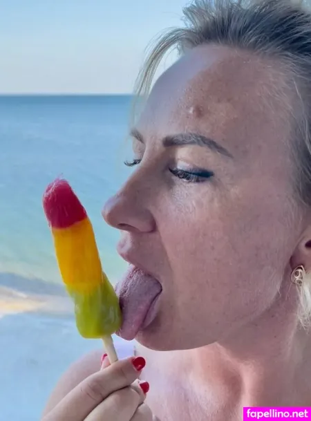 Curly Miavip OnlyFans Thumbnail #0oQctBVTRr