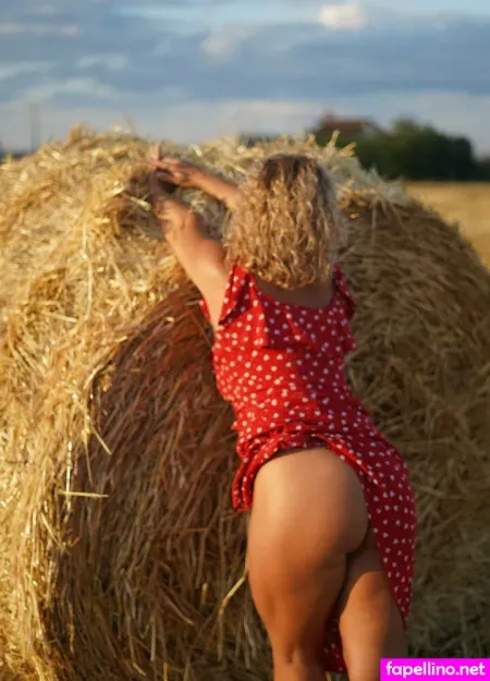 Curly Miavip OnlyFans Thumbnail #n6WSYliTE8