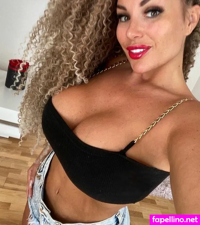 Paulina Fok, curly_queennnn, u351765297 Nude Leaked OnlyFans Photo #4psQ5rS6ZY