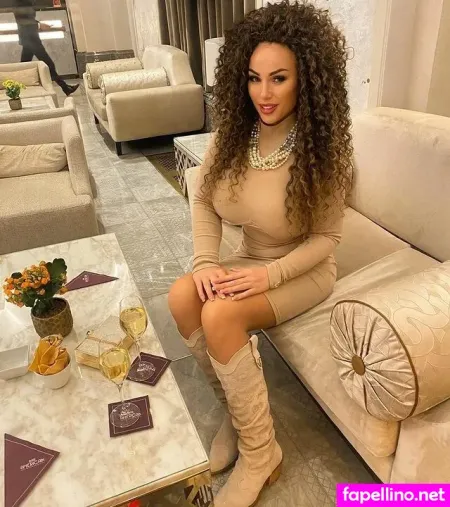 Curly Quennn OnlyFans Thumbnail #805NXM0fZb