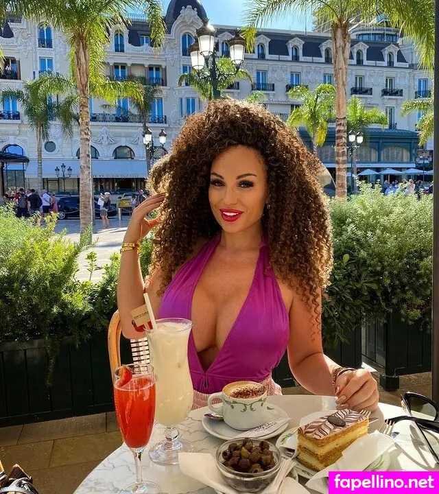 Paulina Fok, curly_queennnn, u351765297 Nude Leaked OnlyFans Photo #E5MNeU8qF1