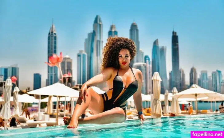 Curly Quennn OnlyFans Thumbnail #b7QrgVzV9y