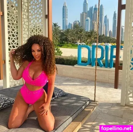Curly Quennn OnlyFans Thumbnail #loHY1MtzHO