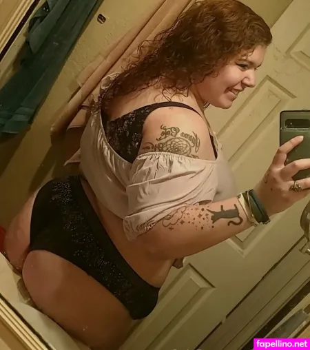 Curlybeeb OnlyFans Thumbnail #3Qm9RPEslA