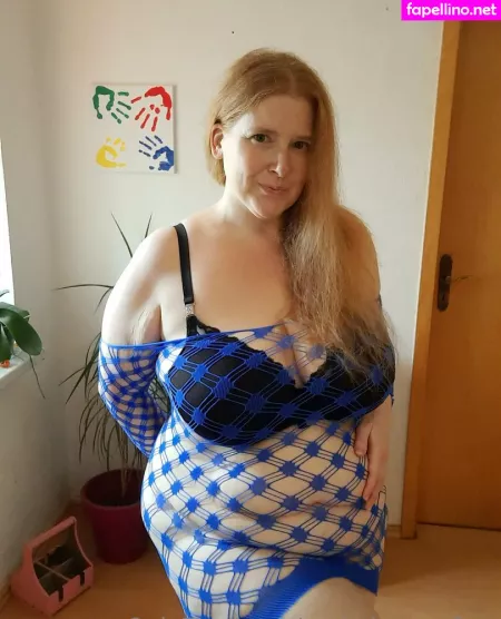 Curlydreamsfree OnlyFans Thumbnail #I1iVY5eCI5