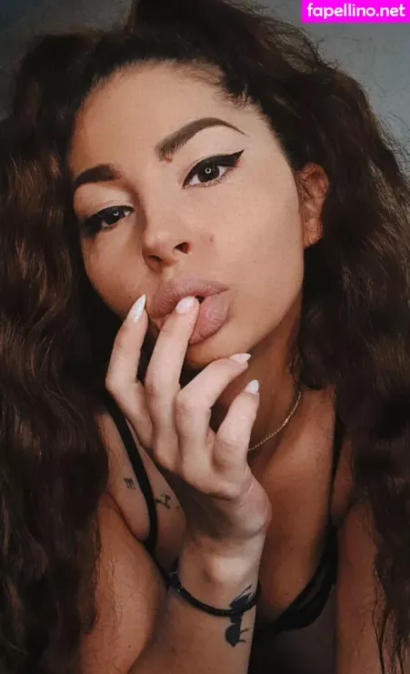 Curlyjewelfree OnlyFans Thumbnail #BkIxljtCoW