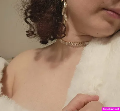 Curlyknotz OnlyFans Thumbnail #U0wGrsl4pW