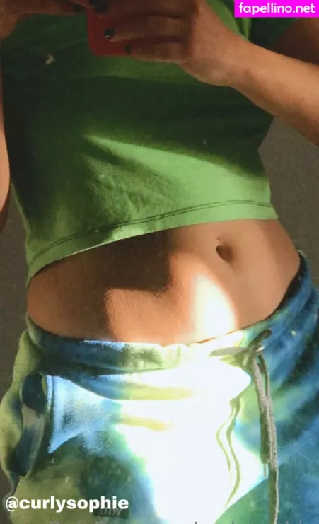 Curlysophie OnlyFans Thumbnail #LkrFzH9GwU
