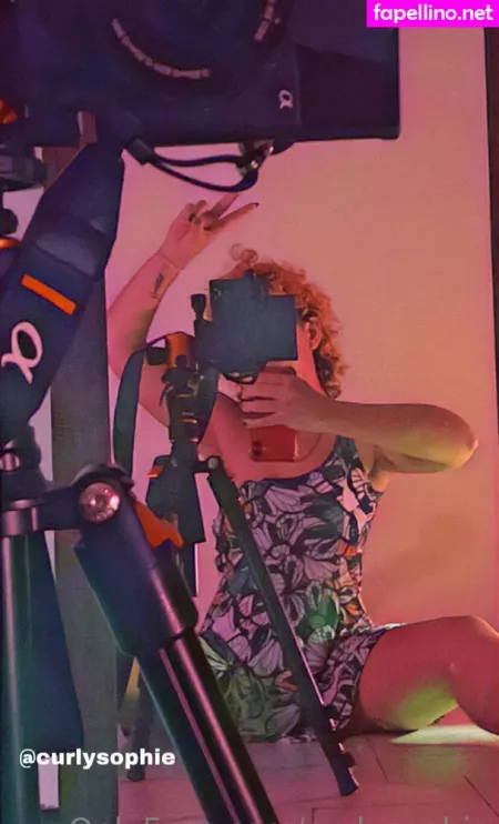 Curlysophie OnlyFans Thumbnail #tUPjo0o5sz