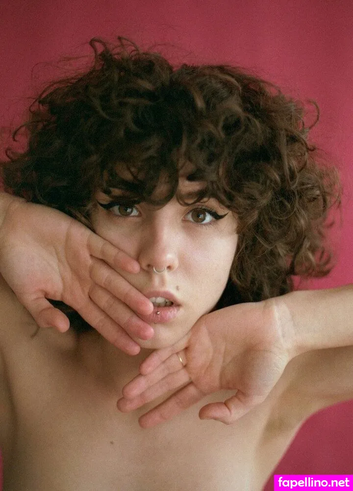 curlyvictoria, curlyyycue, wiktoria moldawiak Nude Leaked OnlyFans Photo #LUWS8uUeuV