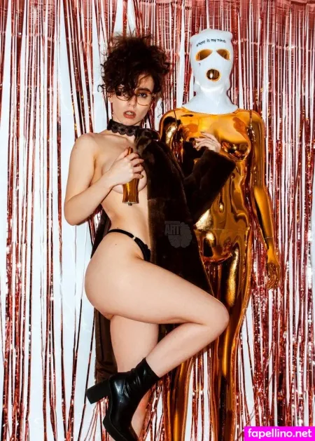 Curlywiktoria 4 OnlyFans Thumbnail #hd8H8Alfd7