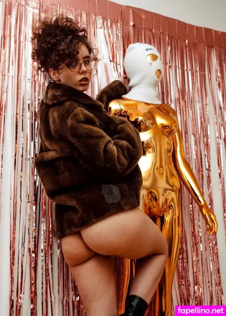 Curlywiktoria 4 OnlyFans Thumbnail #zHFcPSuEfU