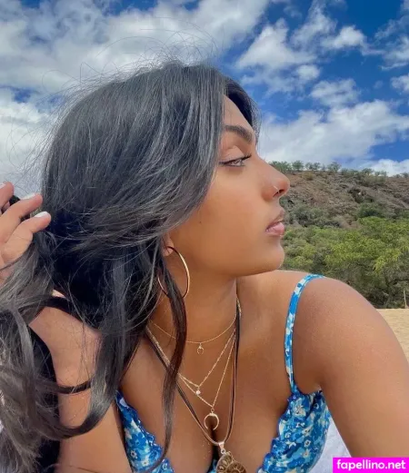 Curtlykellie OnlyFans Thumbnail #GF2VimQo9X