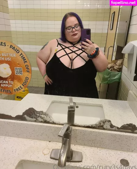 Curv3s4days OnlyFans Thumbnail #2OtV5Mon6Y